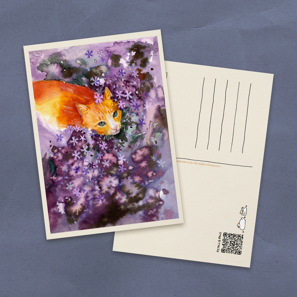 Postal Gato en Jardín de Geranios