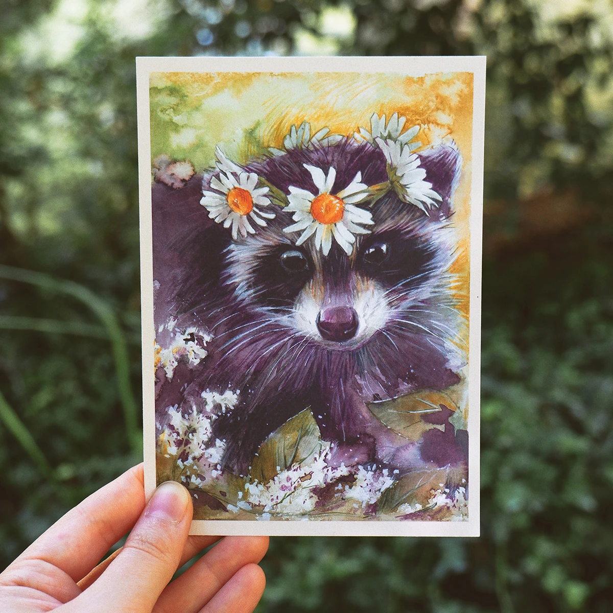 Postal Mapache con Corona de Margaritas